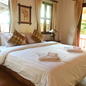2* Pensión Sayada
