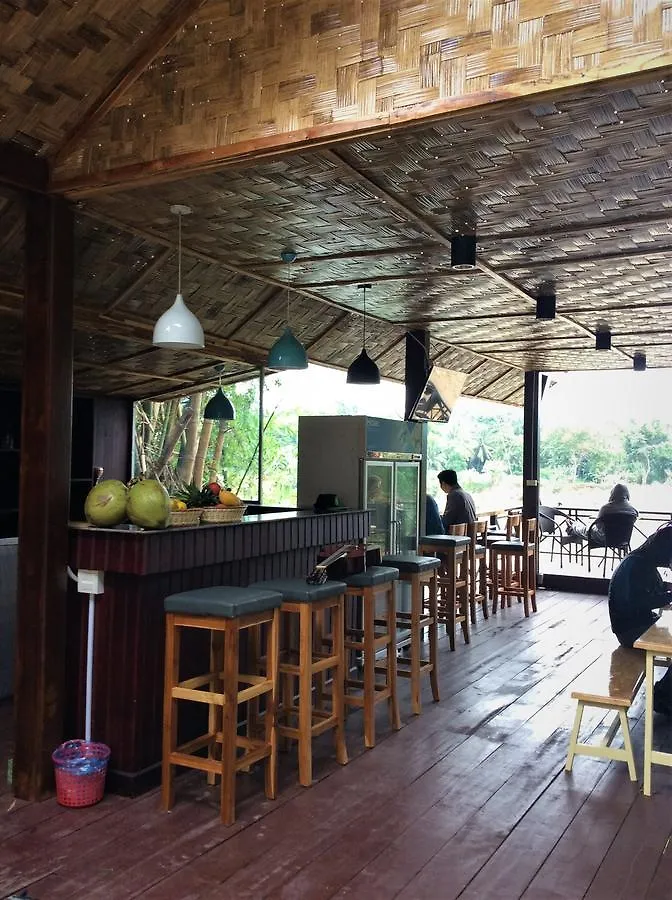 Chill Riverside Hostel & Cafe Luang Prabang Laos