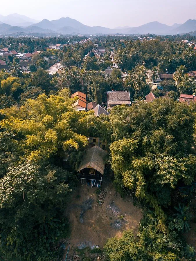 Chill Riverside Hostel & Cafe Luang Prabang